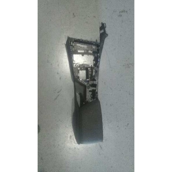 Recambio de consola central para bmw serie 1 lim. 5-trg. (f20) 116d referencia OEM IAM 549616515101  