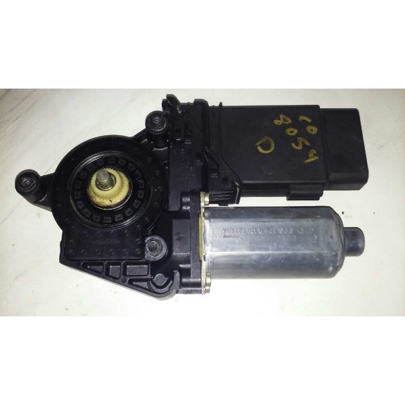 Recambio de motor elevalunas delantero derecho para volkswagen passat berlina (3b2) berlina referencia OEM IAM 0130821694  