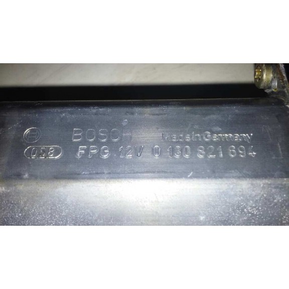 Recambio de motor elevalunas delantero derecho para volkswagen passat berlina (3b2) berlina referencia OEM IAM 0130821694  