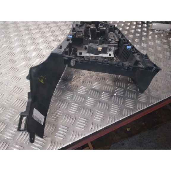 Recambio de consola central para bmw serie 1 lim. 5-trg. (f20) 116d referencia OEM IAM 549616515101  