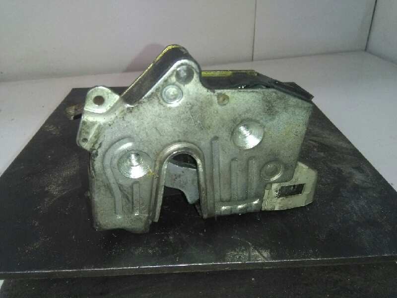 Recambio de cerradura puerta trasera izquierda para mercedes-benz clase e (w124) berlina d 200 (124.120) referencia OEM IAM   