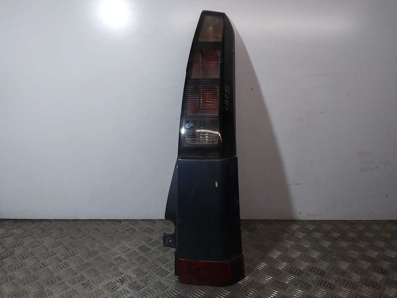 Recambio de piloto trasero derecho para opel meriva cosmo referencia OEM IAM 89071368  