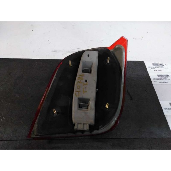 Recambio de piloto trasero izquierdo para ford fiesta berl./courier surf referencia OEM IAM   