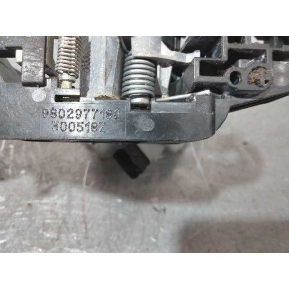 Recambio de cerradura puerta lateral izquierda para peugeot rifter active nav+ standard referencia OEM IAM 243586 6 PINES RIADA