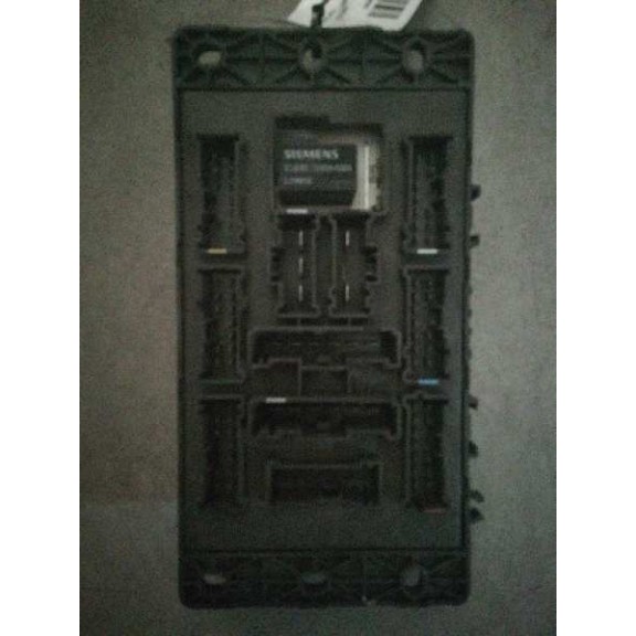 Recambio de caja reles / fusibles para mg serie 75 (rj) 2.0 v6 24v cat referencia OEM IAM 518174503 142123030999 