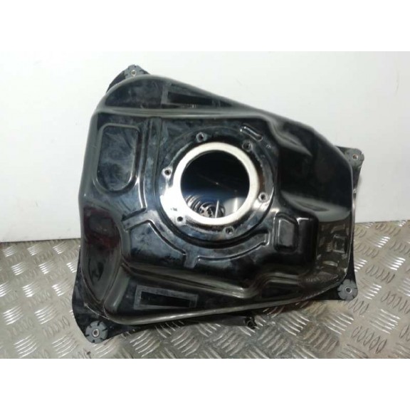 Recambio de deposito combustible para yamaha tmax tmax dx referencia OEM IAM   