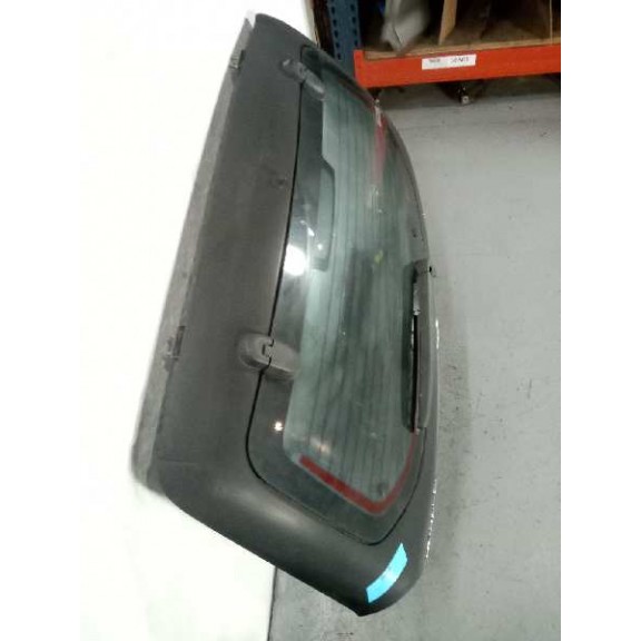Recambio de porton trasero para hyundai tucson (jm) 2.0 crdi cat referencia OEM IAM 737002E050  