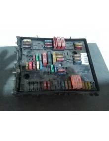Recambio de caja reles / fusibles para audi a3 (8p) 2.0 tdi ambiente referencia OEM IAM 1K0937124H  