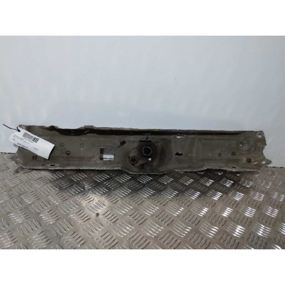 Recambio de travesaño superior para opel corsa c club referencia OEM IAM 24433133  