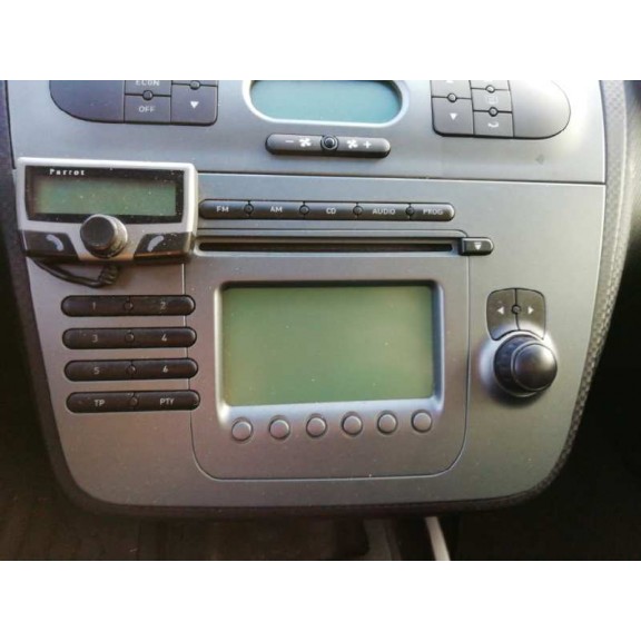 Recambio de sistema audio / radio cd para seat toledo (5p2) sport referencia OEM IAM   