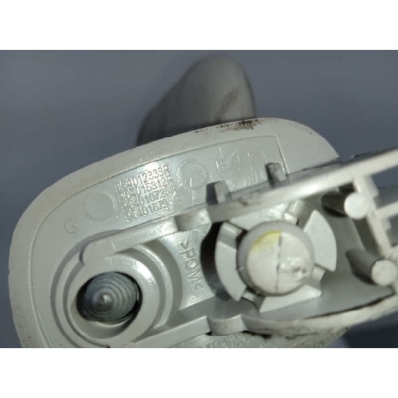 Recambio de parasol izquierdo para dacia sandero stepway referencia OEM IAM 964012333R  