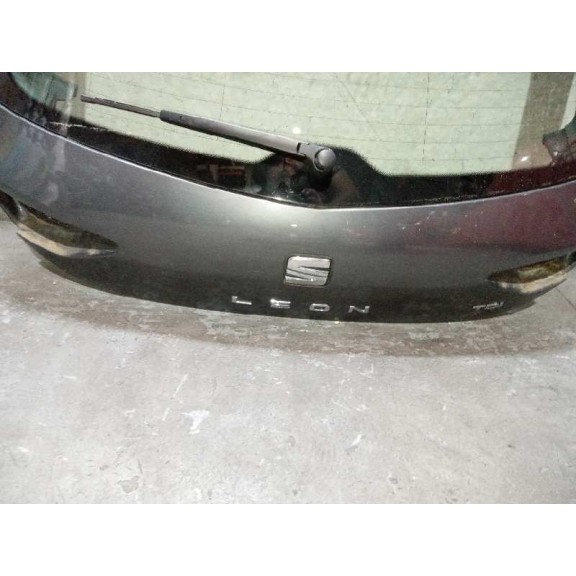 Recambio de porton trasero para seat leon (5f1) reference referencia OEM IAM  PEQUEÑO GOLPE 