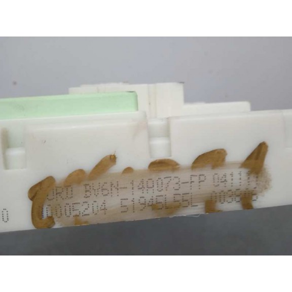 Recambio de caja reles / fusibles para ford c-max trend referencia OEM IAM BV6N14A073FP  