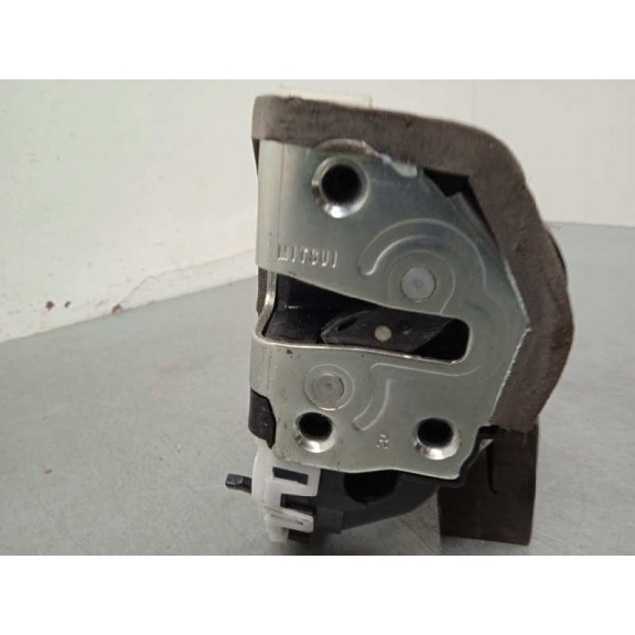 Recambio de cerradura puerta trasera derecha para toyota yaris hybrid feel! referencia OEM IAM   