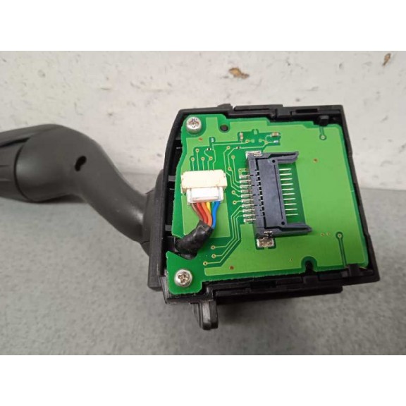 Recambio de mando limpia para ford c-max trend referencia OEM IAM AV6T17A553AC  