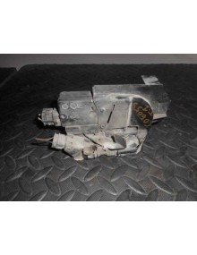 Recambio de cerradura puerta trasera izquierda para renault laguna (b56) 1.8 rn (b56b) referencia OEM IAM 7701038439  