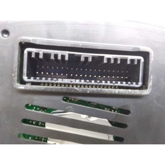 Recambio de cuadro instrumentos para hyundai i20 basis blue referencia OEM IAM 94003C8062  