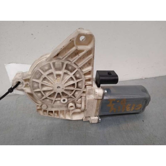 Recambio de motor elevalunas delantero izquierdo para mercedes-benz clase a (w169) a 150 (169.331) referencia OEM IAM A169820154