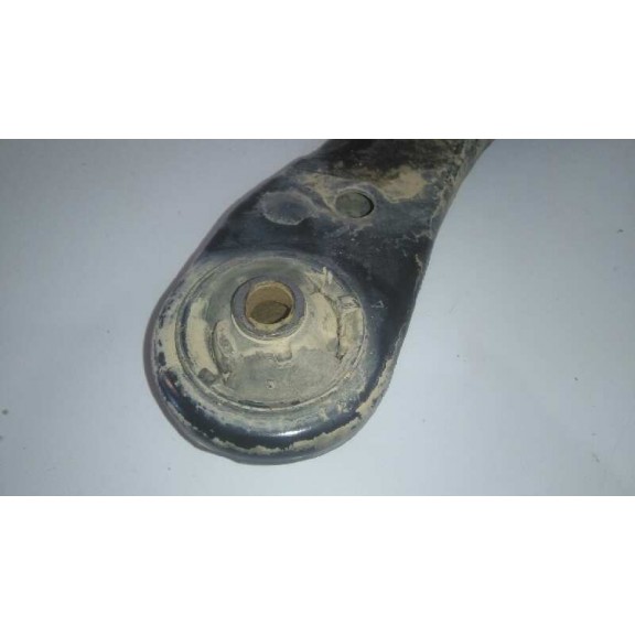 Recambio de brazo suspension inferior delantero derecho para toyota auris active referencia OEM IAM   