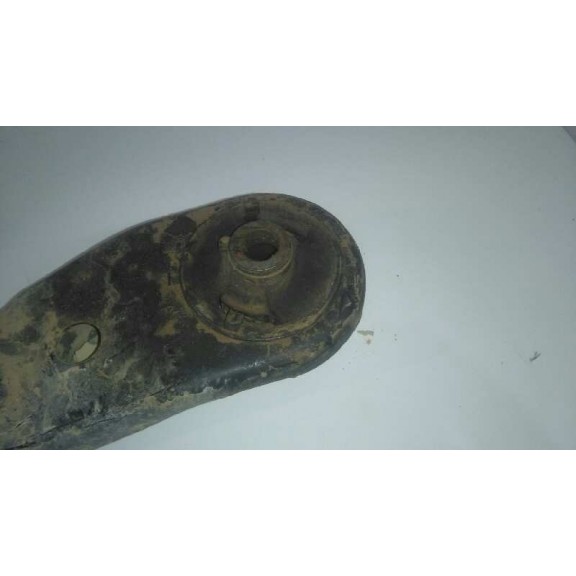 Recambio de brazo suspension inferior delantero izquierdo para toyota auris active referencia OEM IAM   