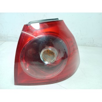 PILOTO TRASERO DERECHO 1k6945096aa rozado ver foto