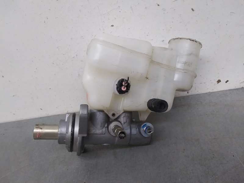 Recambio de bomba freno para lexus is 300h referencia OEM IAM 4720730080  