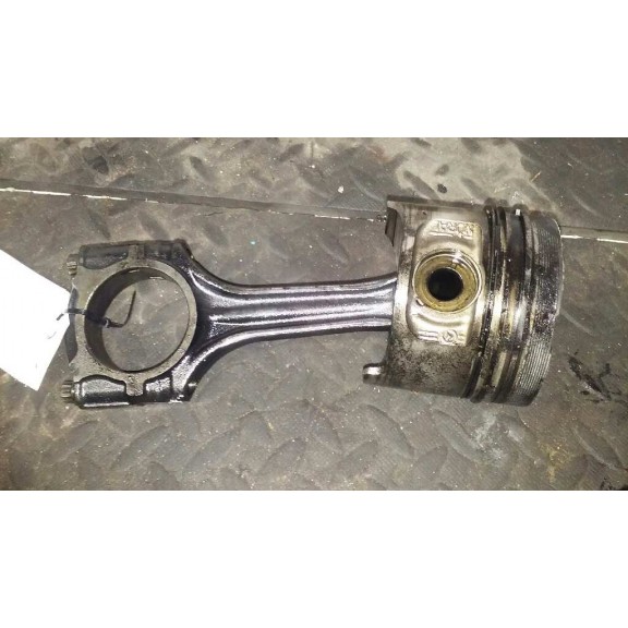 Recambio de piston para mercedes-benz vito (w638) caja cerrada 2.3 diesel referencia OEM IAM   