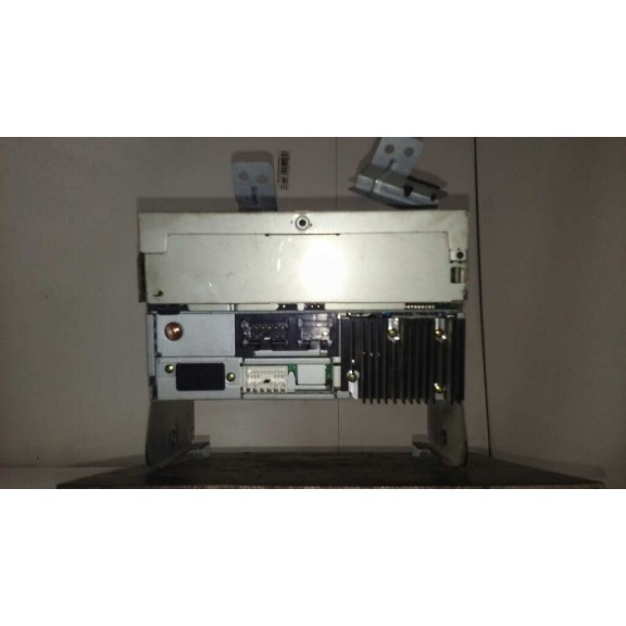 Recambio de sistema audio / radio cd para nissan murano (z50) básico referencia OEM IAM 28188CC000  