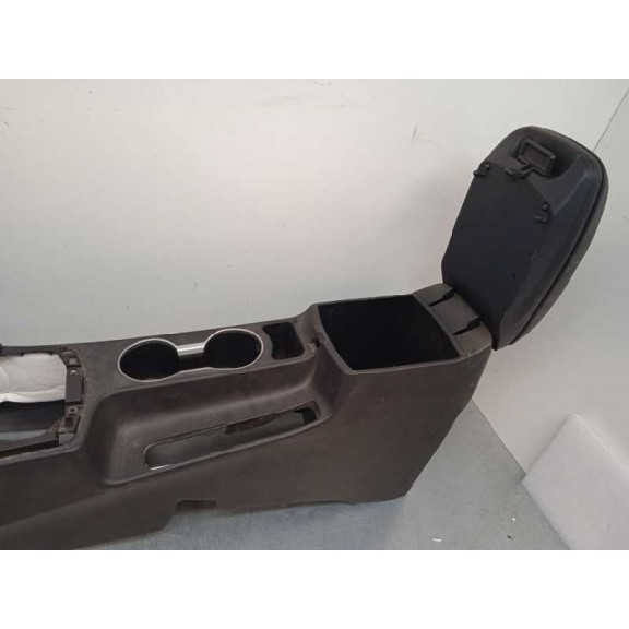 Recambio de consola central para hyundai i30 (gd) 1.6 crdi cat referencia OEM IAM 84610A6100 CON APOYABRAZOS 