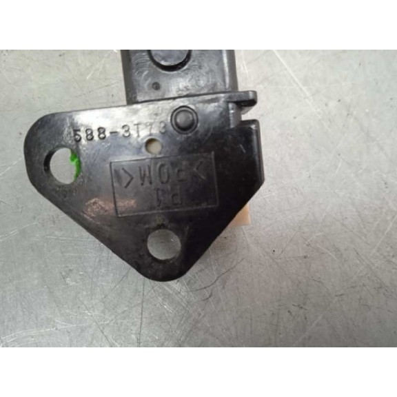 Recambio de mando volante para toyota auris luna referencia OEM IAM 5883T73 LEVA + SUBIR MARCHA