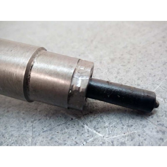 Recambio de inyector para volkswagen passat berlina (3c2) highline referencia OEM IAM 0445116030  