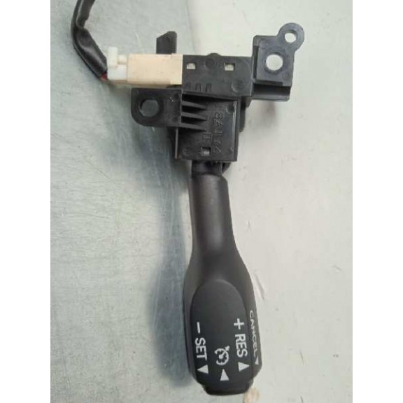 Recambio de mando volante para toyota auris luna referencia OEM IAM 18A174  CONTROL VELOCIDAD