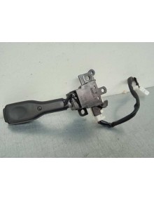 Recambio de mando volante para toyota auris luna referencia OEM IAM 18A174  CONTROL VELOCIDAD 2