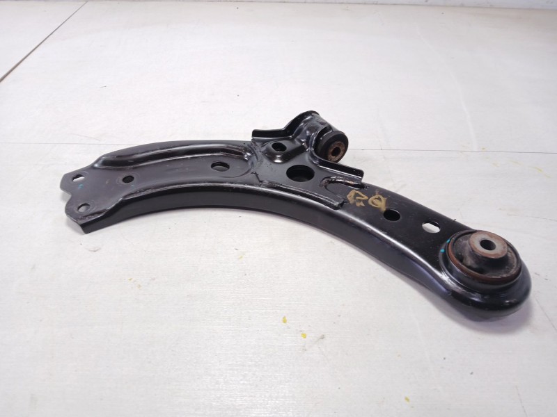 Recambio de brazo suspension inferior delantero izquierdo para mg zs suv (azs1) 1.5 vti referencia OEM IAM   