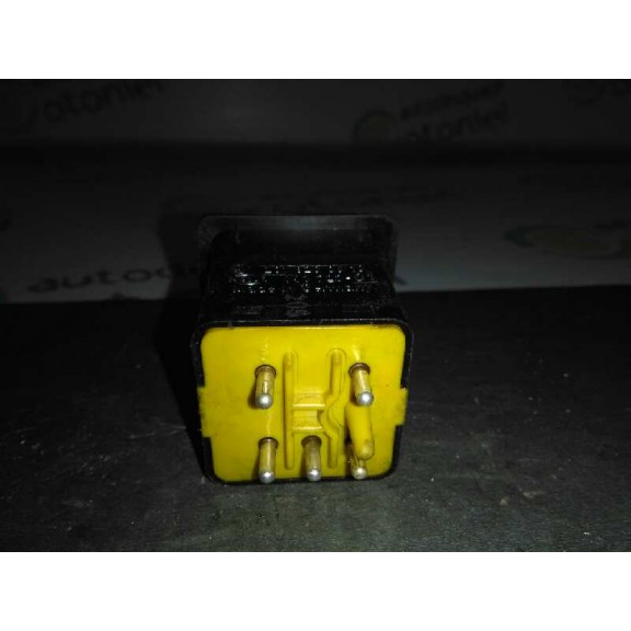 Recambio de mando retrovisor para mercedes-benz clase c (w201) berlina e 190 (201.024) referencia OEM IAM 2018200610  