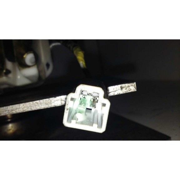 Recambio de cerradura puerta trasera izquierda para mg serie 45 (t/rt) classic referencia OEM IAM   