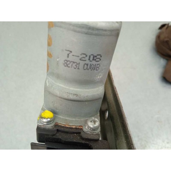 Recambio de elevalunas trasero derecho para nissan juke (f15) acenta referencia OEM IAM 82731CV01B 82731CV01B 2 PINS