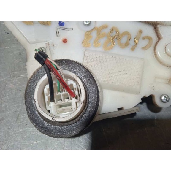 Recambio de cerradura puerta delantera derecha para toyota prius (nhw30) advance referencia OEM IAM SR 6 PINES 