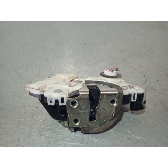 Recambio de cerradura puerta delantera derecha para toyota prius (nhw30) advance referencia OEM IAM SR 6 PINES 