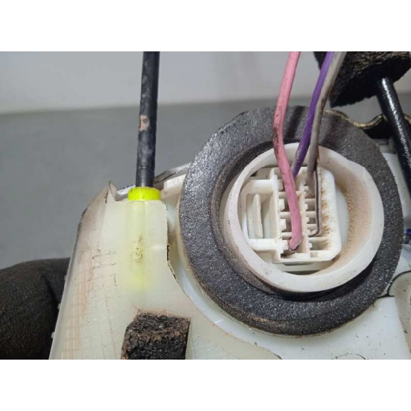 Recambio de cerradura puerta trasera izquierda para toyota prius (nhw30) advance referencia OEM IAM SR 4 PINES 