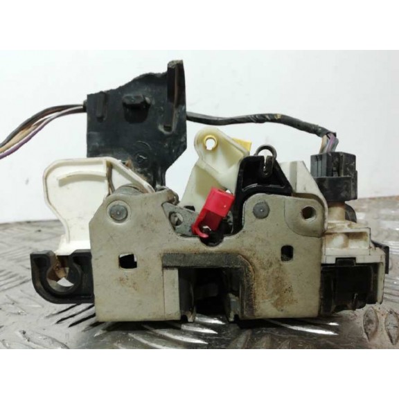 Recambio de cerradura puerta delantera derecha para dodge caliber s referencia OEM IAM 04589416AD  