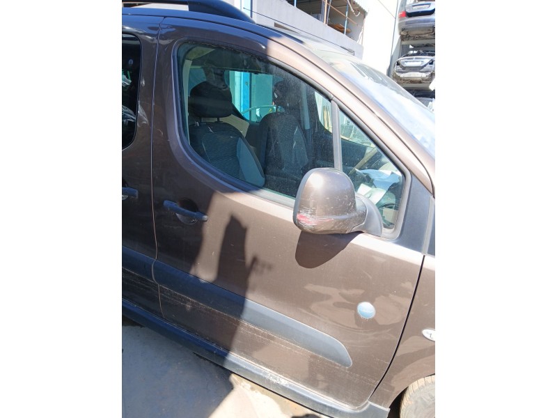 Recambio de puerta delantera derecha para peugeot partner tepee 1.6 hdi 90 referencia OEM IAM 9004Z6  