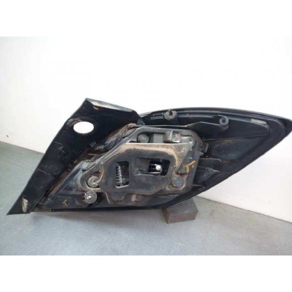 Recambio de piloto trasero izquierdo para opel astra gtc cosmo referencia OEM IAM 13252443  