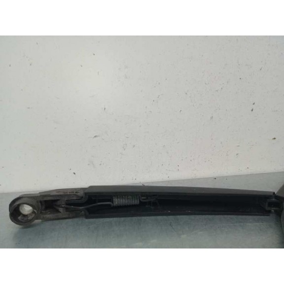 Recambio de brazo limpia trasero para hyundai ix20 sle blue referencia OEM IAM 80007277 988151P000 