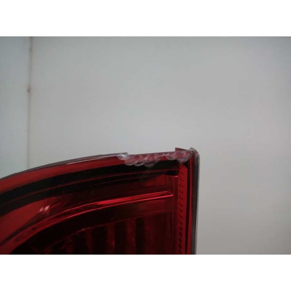 Recambio de piloto trasero izquierdo para fiat doblo 1.3 16v jtd cat referencia OEM IAM 00518106730 GOLPEADO 