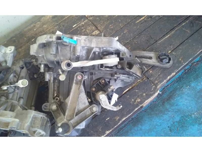 Recambio de caja cambios para renault scenic ii authentique referencia OEM IAM JR5104 23.363KM 