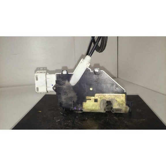 Recambio de cerradura puerta delantera derecha para peugeot 407 st sport referencia OEM IAM   6 PINS