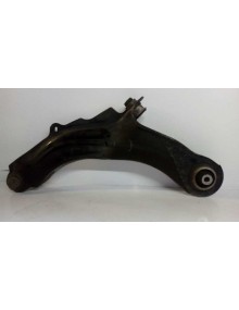 Recambio de brazo suspension inferior delantero derecho para renault captur zen referencia OEM IAM    2