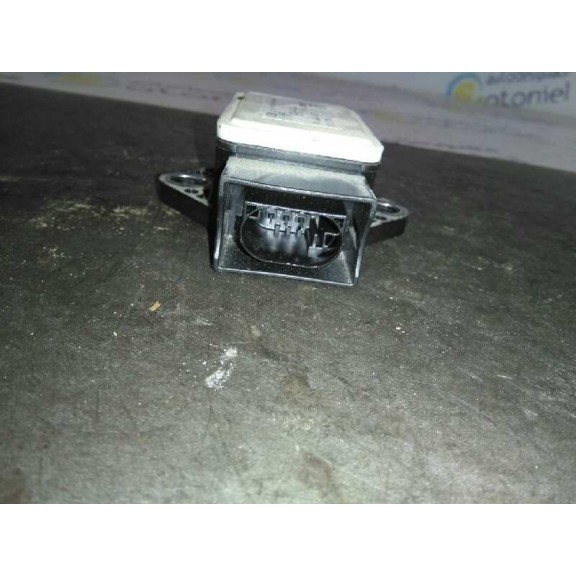 Recambio de sensor para opel corsa d color edition referencia OEM IAM 0265005748  