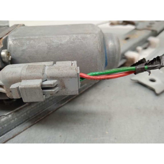 Recambio de elevalunas delantero izquierdo para peugeot 107 urban referencia OEM IAM 118671LH 400843B 3P 2 PINS